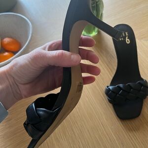 Mix No.6 Black Kitten Heel